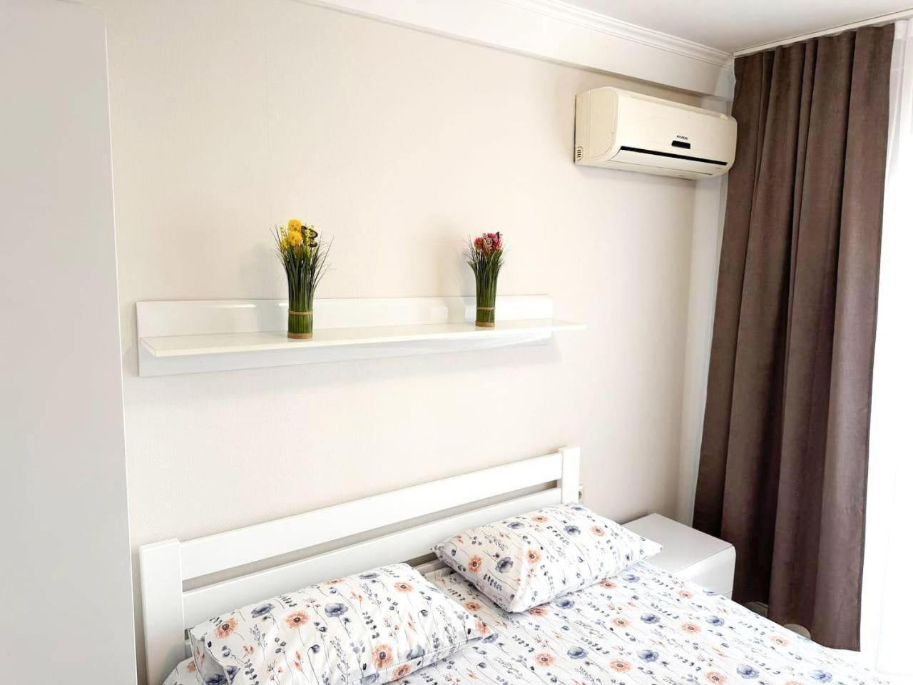 Artal Apartment On Obolonskyi Avenue 16A 基輔 外观 照片