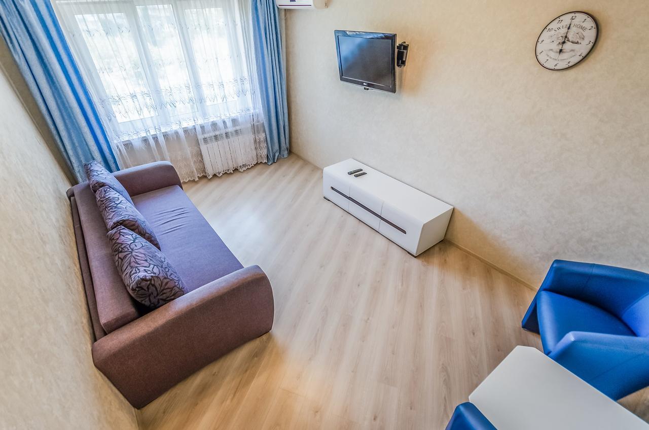 Artal Apartment On Obolonskyi Avenue 16A 基輔 外观 照片