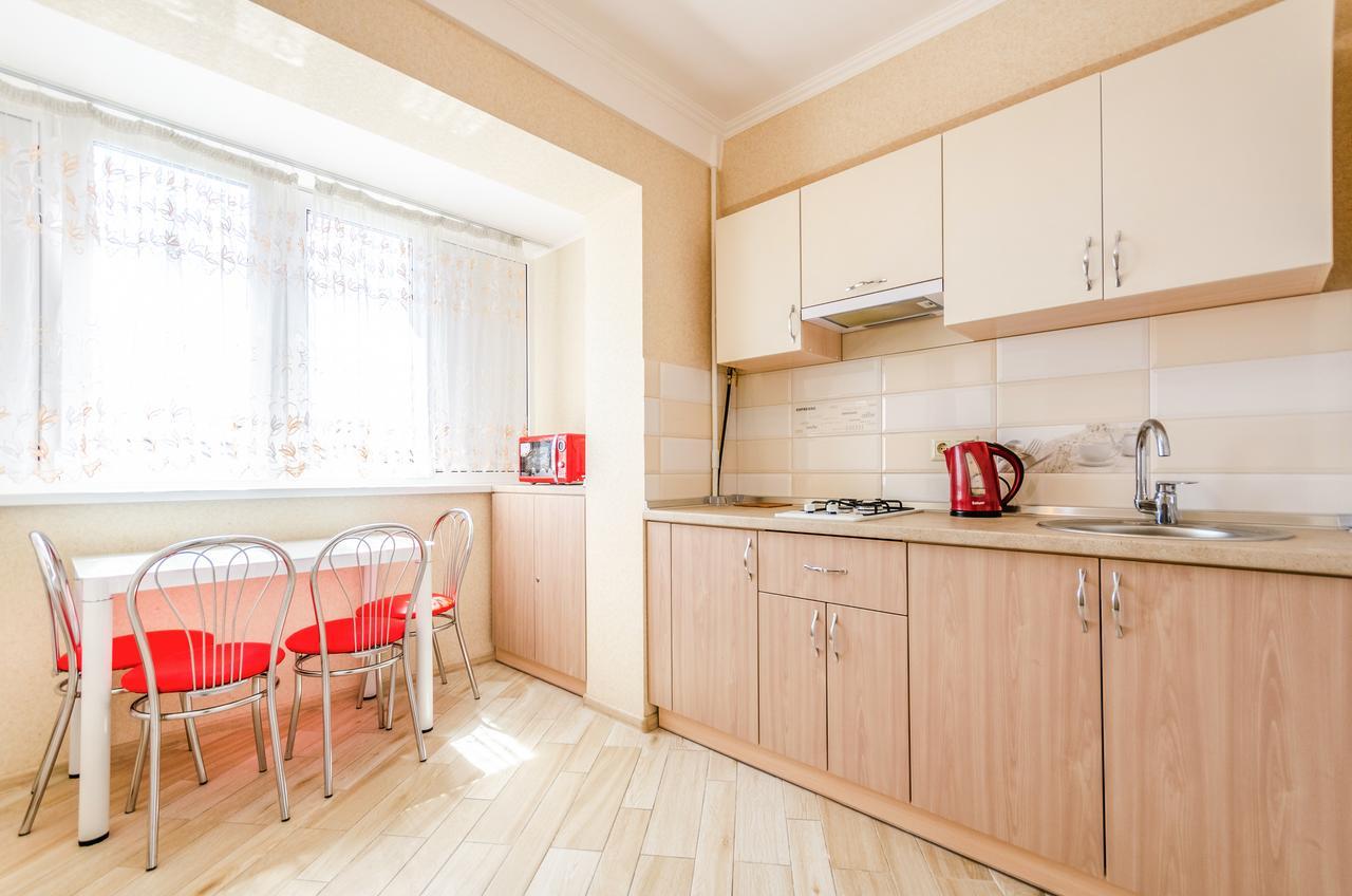 Artal Apartment On Obolonskyi Avenue 16A 基輔 外观 照片