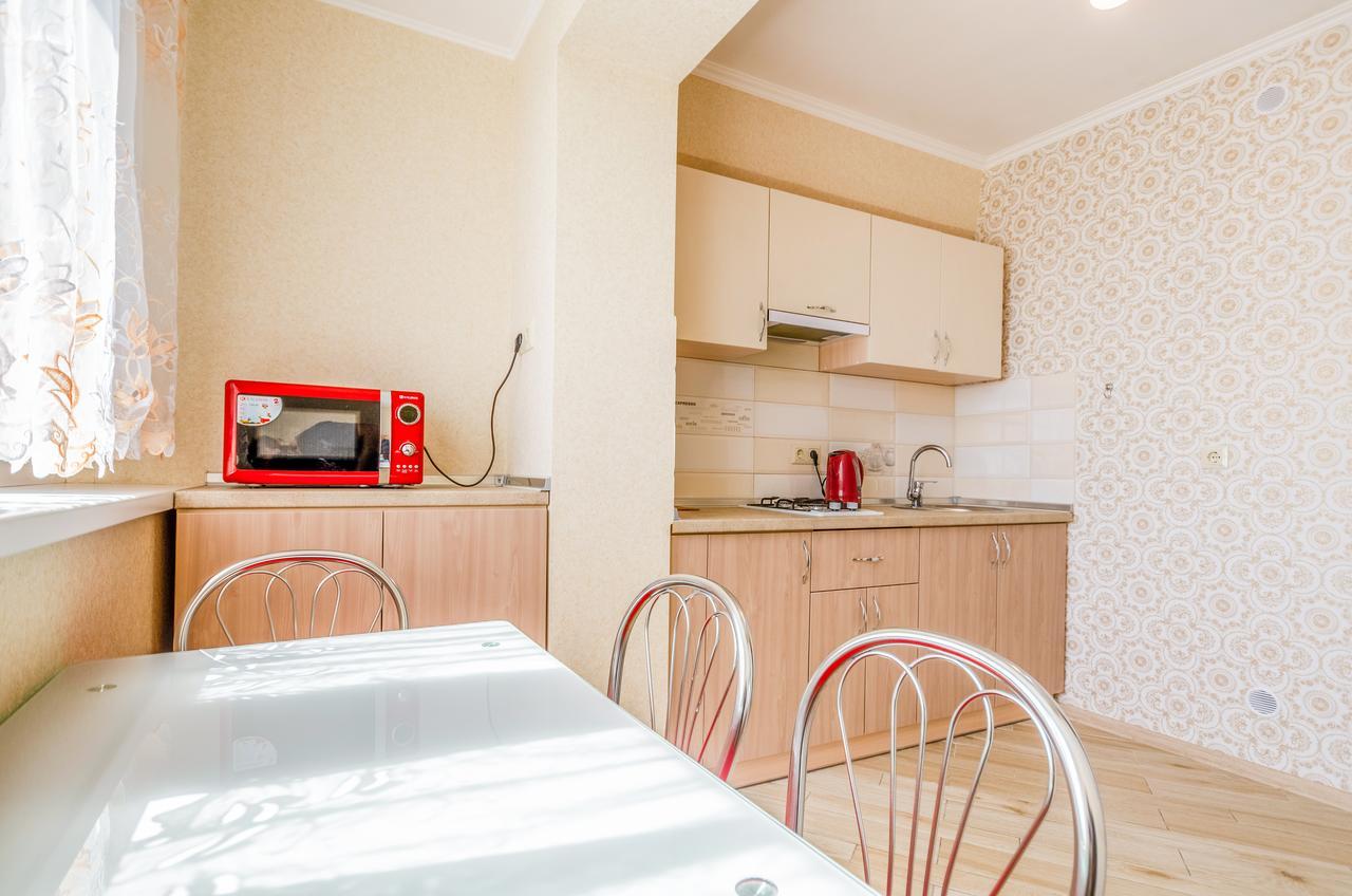 Artal Apartment On Obolonskyi Avenue 16A 基輔 外观 照片